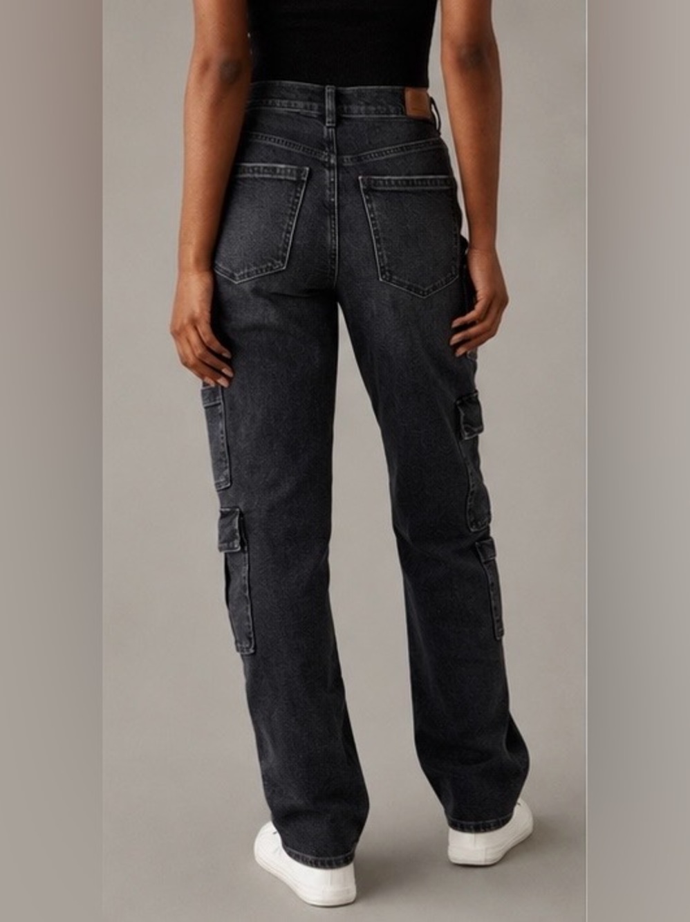 American Eagle Super High Rise Baggy Straight Cargo Jeans Black Wash 10 Short - Picture 2 of 11